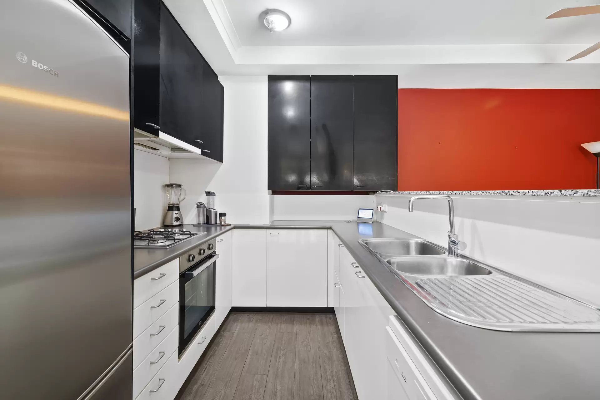 P08/780 Bourke Street, Redfern Leased by The Gallery Real Estate - image 1